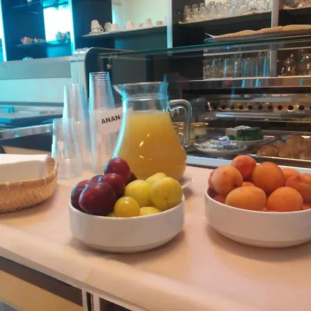 Отель Villaggio Dei Pini 3*