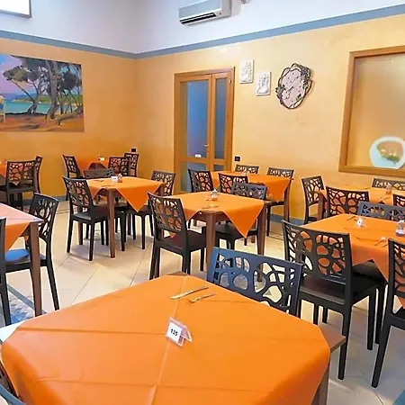 Hotel Villaggio Dei Pini 3*