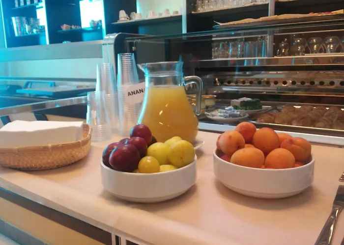 Hotel Villaggio Dei Pini 3*